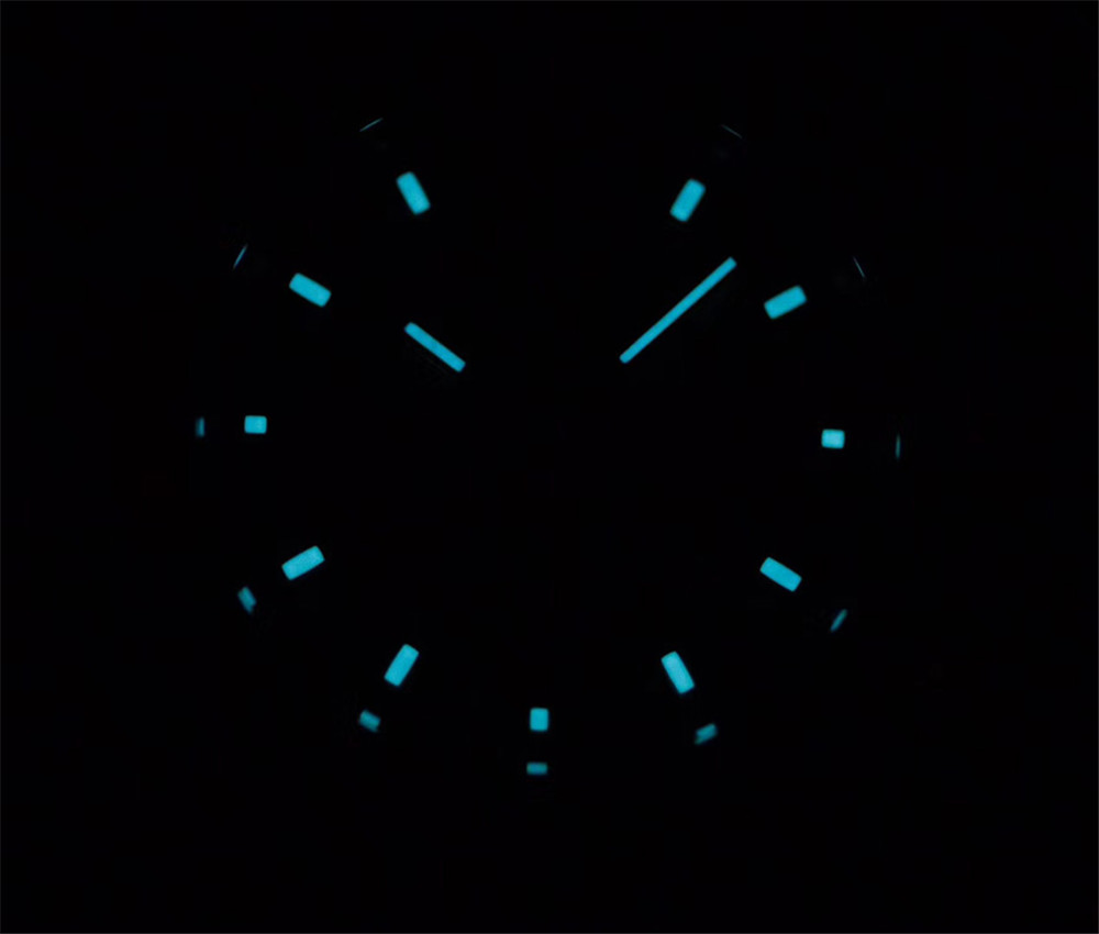 N廠Rolex勞力士Cosmograph Daytona宇宙計型迪通拿116503間金銀盤復刻表