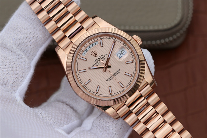 N廠Rolex勞力士DAY-DATE星期日歷型m228235-0005玫瑰金條釘復刻表