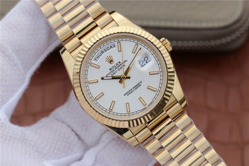 N廠Rolex勞力士DAY-DATE星期日歷型m228238-0008白盤斜格紋條釘復刻表