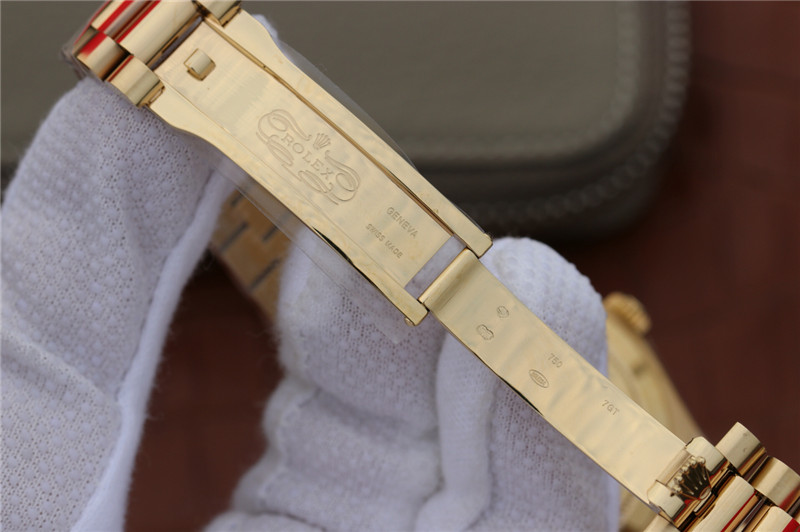 N廠Rolex勞力士DAY-DATE星期日歷型m228238-0008白盤斜格紋條釘復刻表