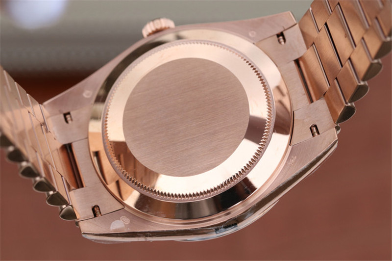 N廠Rolex勞力士DAY-DATE星期日歷型m228235-0025綠盤羅馬字釘復刻表