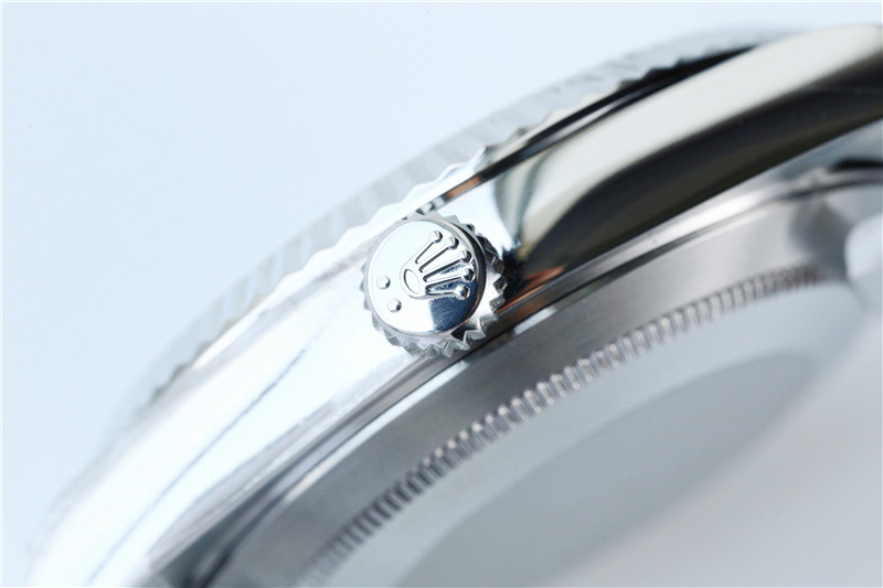 N廠Rolex勞力士41mm日志型白盤羅馬字釘牙圈五銖鏈復刻表