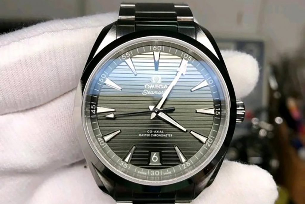 VS廠歐米茄海馬系列150米柚木綠盤復刻腕表做工評測