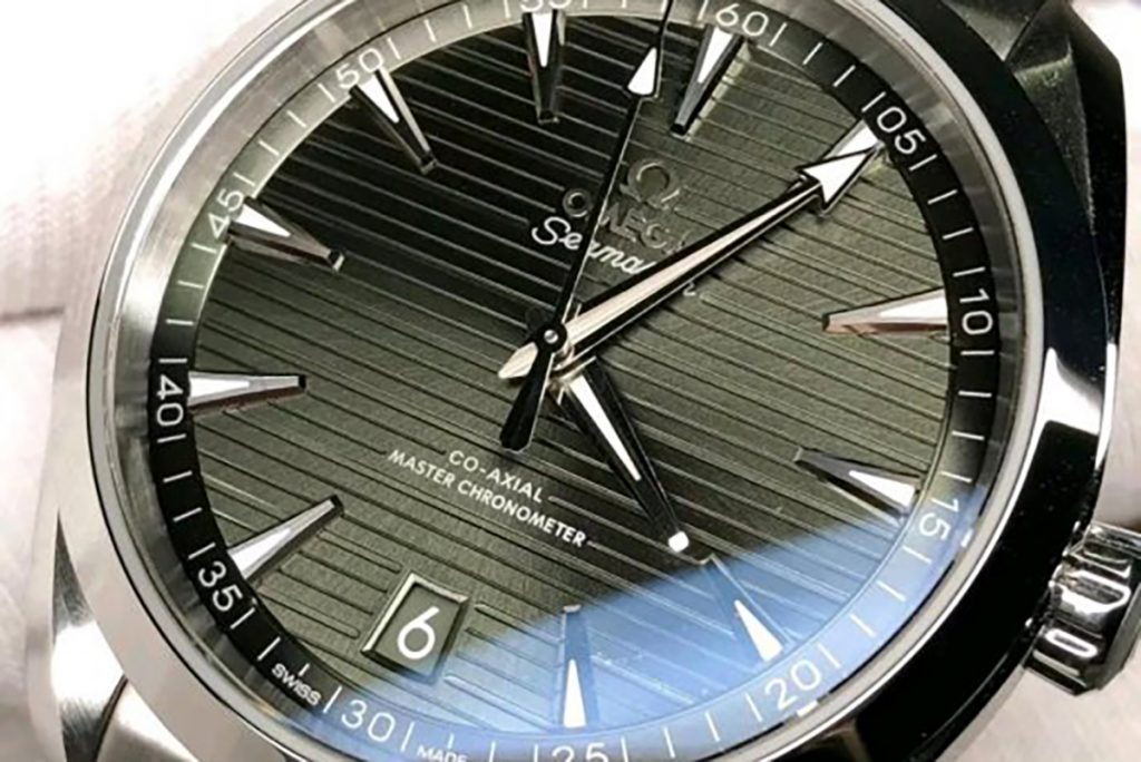 VS廠歐米茄海馬系列150米柚木綠盤復刻腕表做工評測