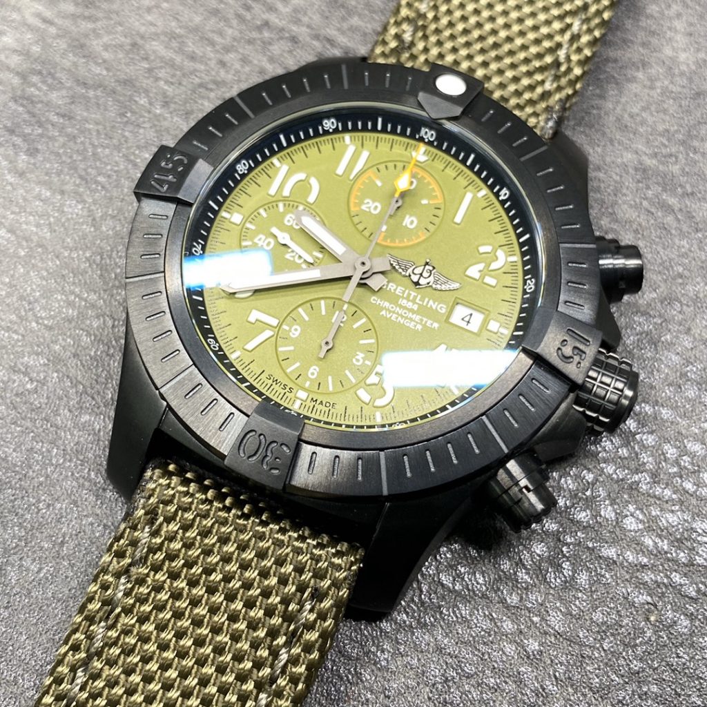 TF廠百年靈BREITLING復仇者計時綠盤男士腕表怎么樣