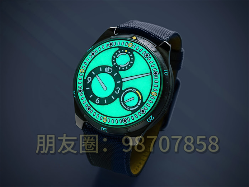 Ressence 推出 Type 5 L