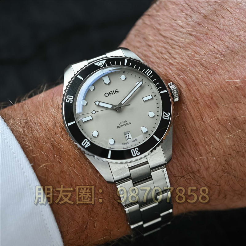 升級并重新命名，Oris Divers Date 取代 Divers Sixty-Five