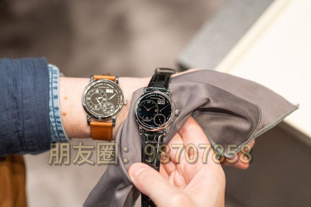 朗格推出兩款 Lange 1 腕表，慶祝重新推出 30 周年